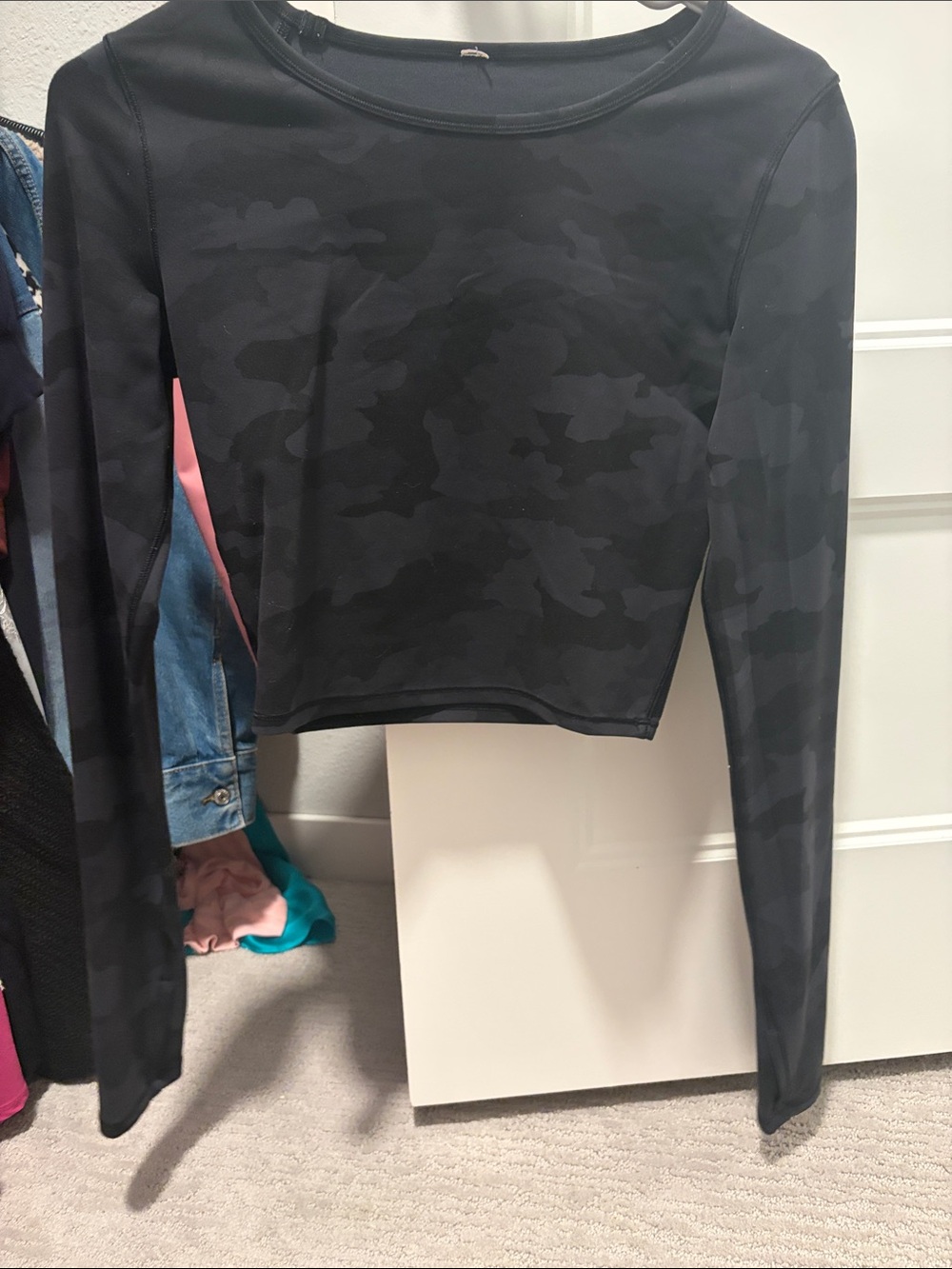 Long sleeve workout top